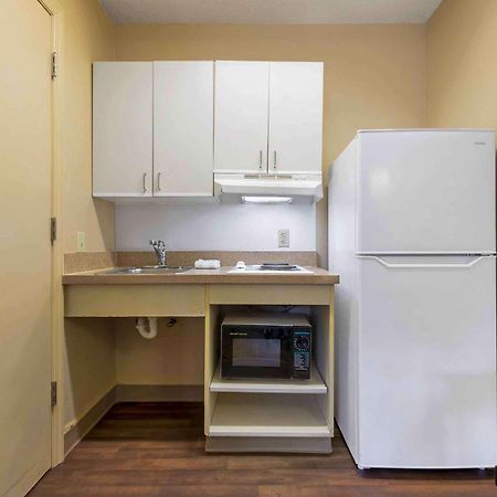 Extended Stay America Select Suites - Jacksonville Salisbury Rd Southpoint Bagian luar foto