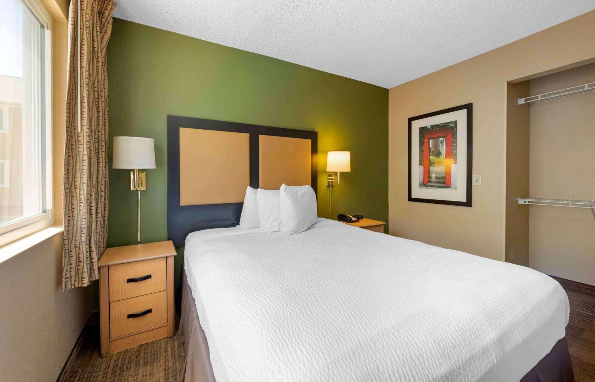 Extended Stay America Select Suites - Jacksonville Salisbury Rd Southpoint Bagian luar foto