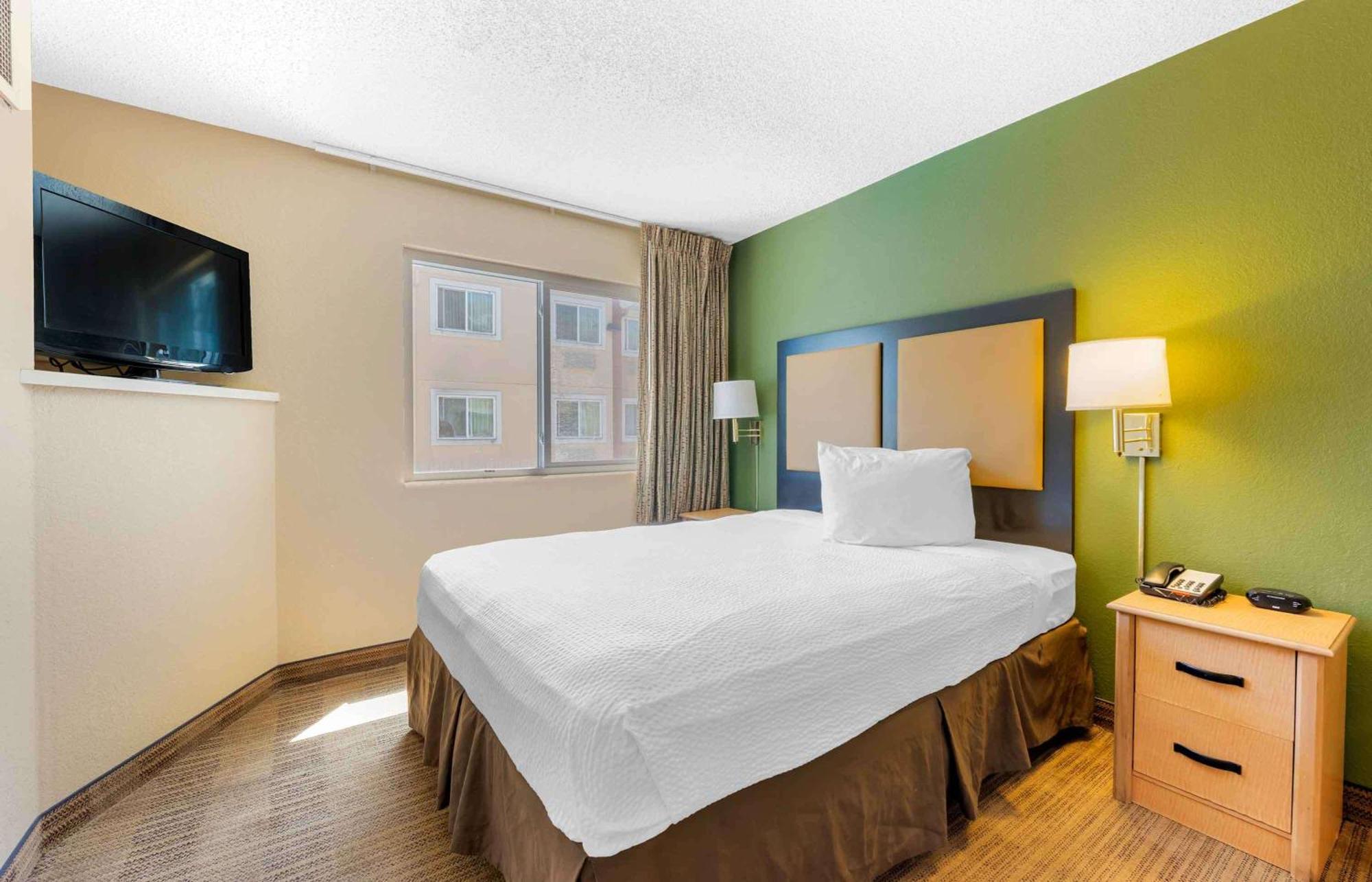 Extended Stay America Select Suites - Jacksonville Salisbury Rd Southpoint Bagian luar foto